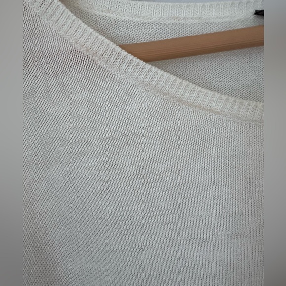 Loro Piana 100% Linen Striped Sweater Size 48 button detail on shoulder - Picture 4 of 11